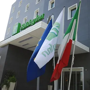 **** Hotel Milan Nord Zara By Ihg Italie